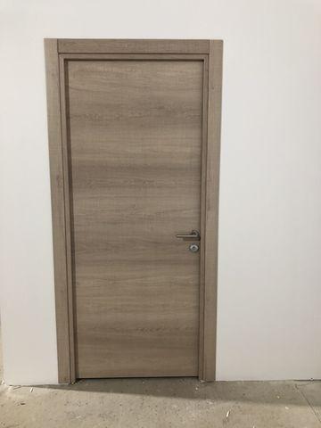 Chantier client, installation d'une porte d'intérieur