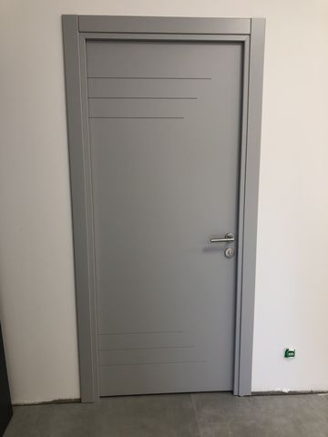 Chantier client, installation d'une porte d'intérieur